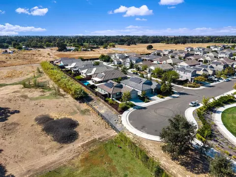 View/Area - 7855 Bing Ct, Antelope, CA 95843 photo 9 of 17