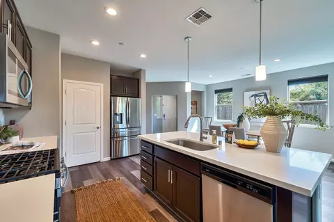 Kitchen - 7855 Bing Ct, Antelope, CA 95843 photo 2 of 4