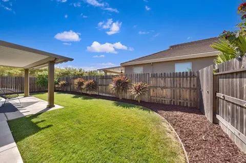 Exterior - 7855 Bing Ct, Antelope, CA 95843 photo 7 of 8