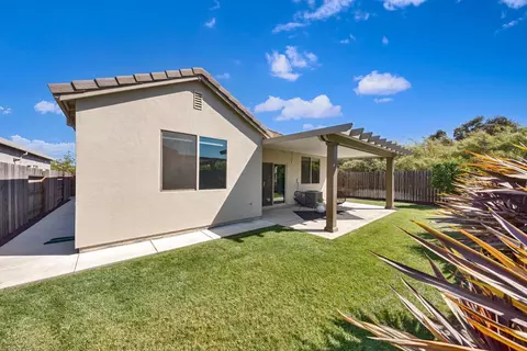 Exterior - 7855 Bing Ct, Antelope, CA 95843 photo 6 of 8