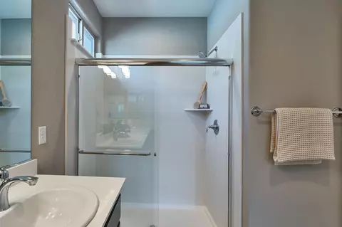 Bath - 7855 Bing Ct, Antelope, CA 95843 photo 2 of 4