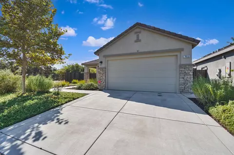 Exterior - 7855 Bing Ct, Antelope, CA 95843 photo 3 of 8