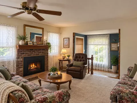 Living - 25397 County Road 96, Davis, CA 95616 photo 1 of 2