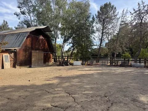 Exterior - 25397 County Road 96, Davis, CA 95616 photo 20 of 30