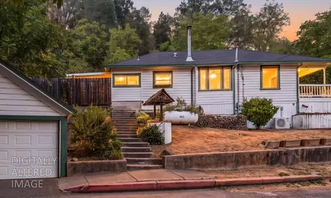 Exterior - 2913 Bedford Ave, Placerville, CA 95667 photo 11 of 12