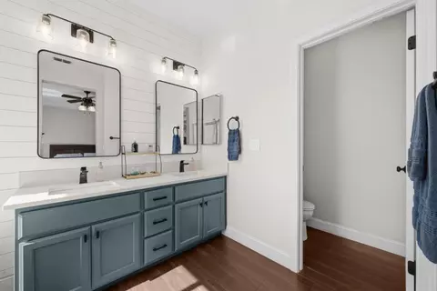 Bath - 608 Snapdragon St, Winters, CA 95694 photo 2 of 5