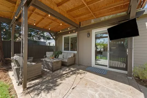 Exterior - 608 Snapdragon St, Winters, CA 95694 photo 8 of 12