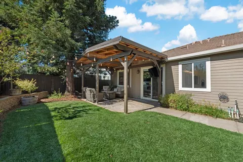 Exterior - 608 Snapdragon St, Winters, CA 95694 photo 9 of 12