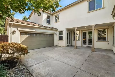 Exterior - 2552 Pinkerton Way, Lodi, CA 95242 photo 5 of 8