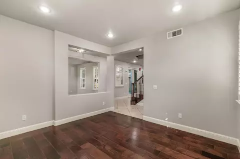 Living - 2552 Pinkerton Way, Lodi, CA 95242 photo 1 of 5