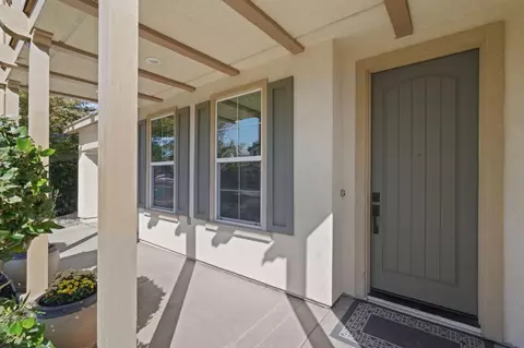 Exterior - 2552 Pinkerton Way, Lodi, CA 95242 photo 2 of 8