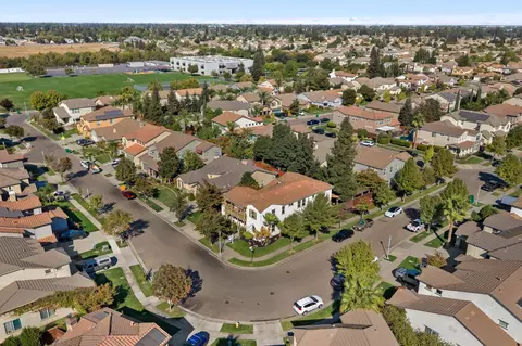 View/Area - 2552 Pinkerton Way, Lodi, CA 95242 photo 4 of 11