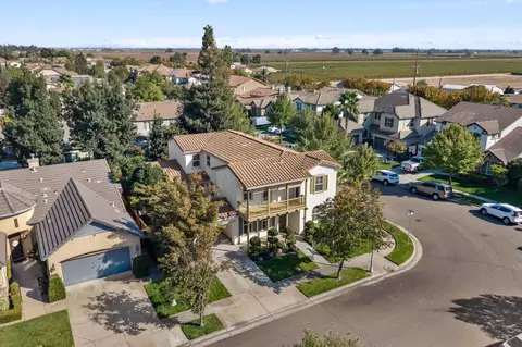 View/Area - 2552 Pinkerton Way, Lodi, CA 95242 photo 5 of 11