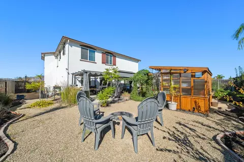 Exterior - 1308 Valley Oak Dr, Winters, CA 95694 photo 6 of 13