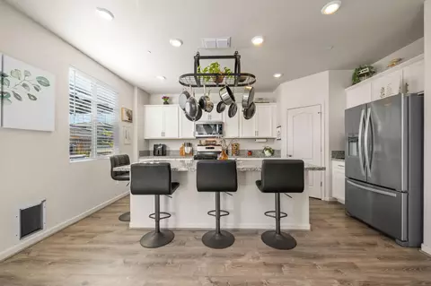 Kitchen - 1308 Valley Oak Dr, Winters, CA 95694 photo 1 of 3