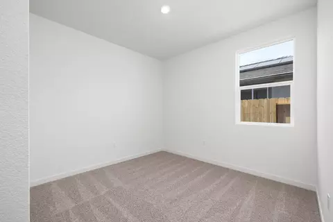 816 Helmsley Ln, Patterson, CA 95363 photo 7