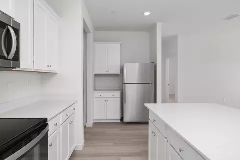 816 Helmsley Ln, Patterson, CA 95363 photo 4