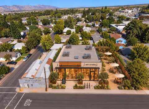 15 Abbey St, Winters, CA 95694
