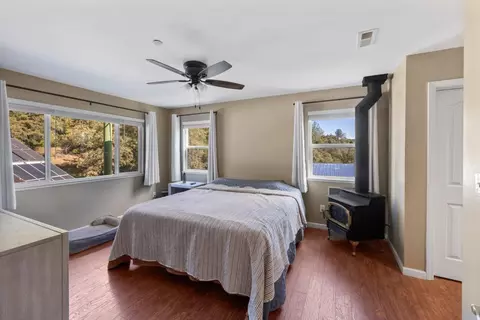 Bedroom - 2870 Sand Ridge Rd, Placerville, CA 95667 photo 4 of 5