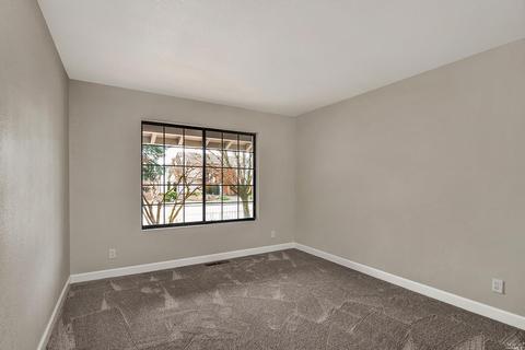 883 Natalie Dr, Windsor, CA 95492 photo 18