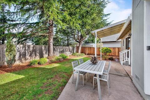 883 Natalie Dr, Windsor, CA 95492 photo 23