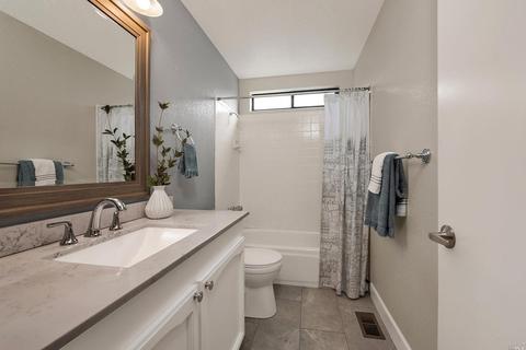 883 Natalie Dr, Windsor, CA 95492 photo 19