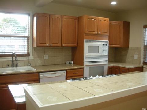 137 Fairmont Ave, Vallejo, CA 94590 photo 10