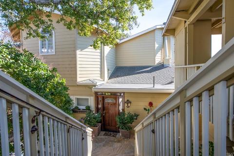 26 Sutter Ct, Tiburon, CA 94920 photo 3