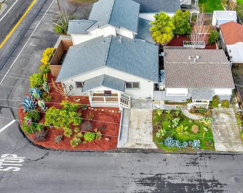 101-105 Merrill St, Geyserville, CA 95441 photo 4