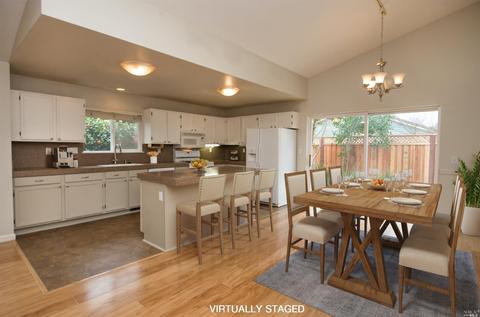 637 Shagbark St, Windsor, CA 95492 photo 5