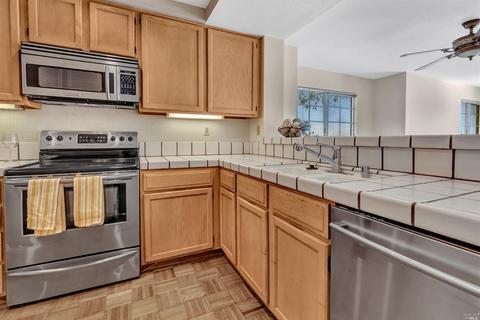 421 Stinson St #1, Vallejo, CA 94591 photo 3