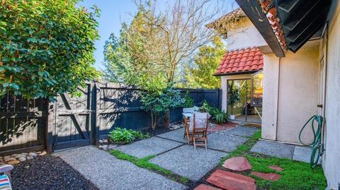 7 Majorca Ct, San Rafael, CA 94903 photo 16