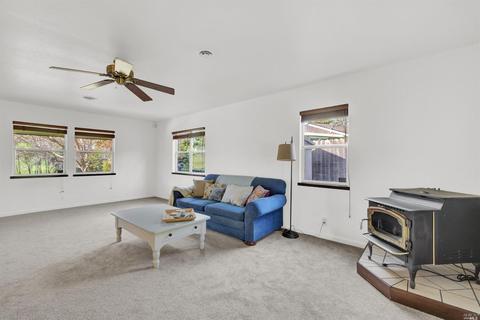 42 W Vine St, Vacaville, CA 95688 photo 8