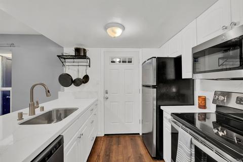 5434 Roundtree Ct #C, Concord, CA 94521 photo 13