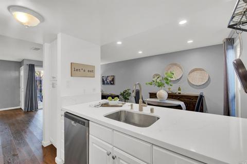 5434 Roundtree Ct #C, Concord, CA 94521 photo 19