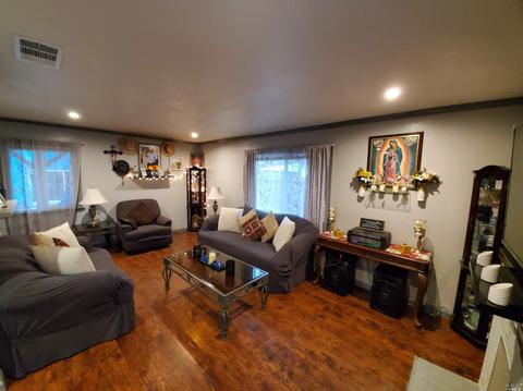 147 Stanford Dr, Vallejo, CA 94589 photo 4