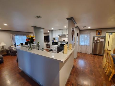147 Stanford Dr, Vallejo, CA 94589 photo 3