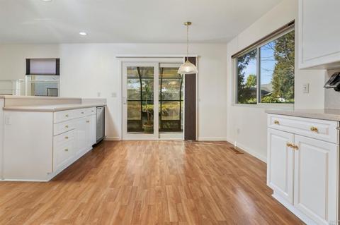 129 Chadwick Way, Cotati, CA 94931 photo 13