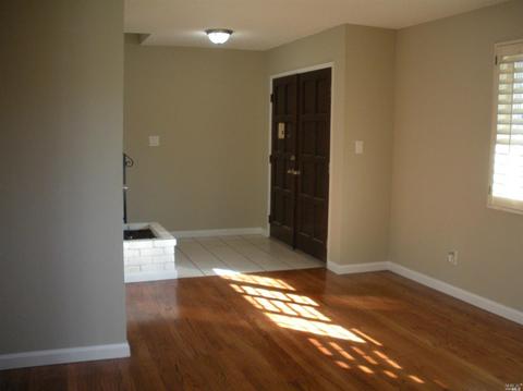 301 Tulip St, Fairfield, CA 94533 photo 6