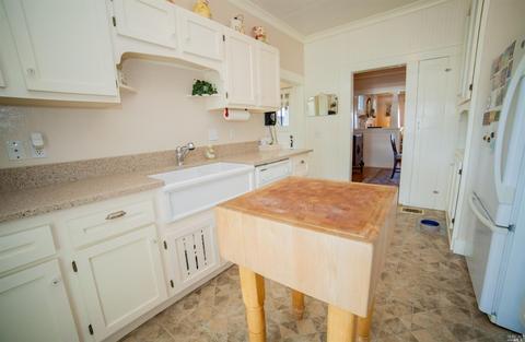 376 E H St, Benicia, CA 94510 photo 17