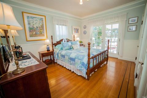 376 E H St, Benicia, CA 94510 photo 12
