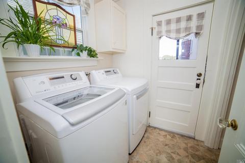 376 E H St, Benicia, CA 94510 photo 18