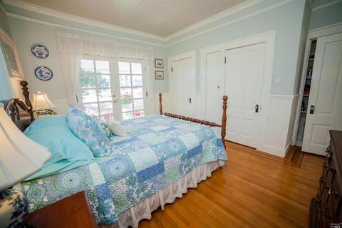 376 E H St, Benicia, CA 94510 photo 13
