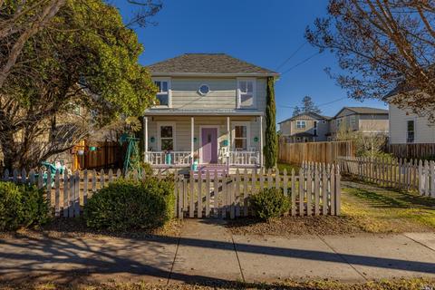235 Edith St, Petaluma, CA 94952 photo 2