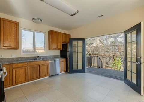 235 Edith St, Petaluma, CA 94952 photo 9