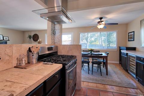 601 Arthur St, Novato, CA 94947 photo 5