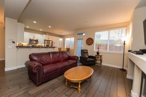 8408 Trione Cir, Windsor, CA 95492 photo 11