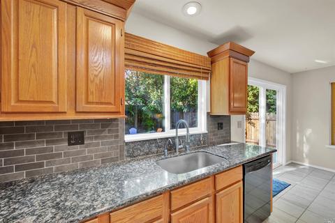 478 Bald Eagle Dr, Vacaville, CA 95688 photo 18