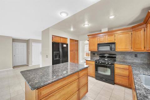 478 Bald Eagle Dr, Vacaville, CA 95688 photo 17