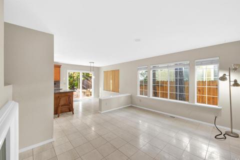 478 Bald Eagle Dr, Vacaville, CA 95688 photo 9